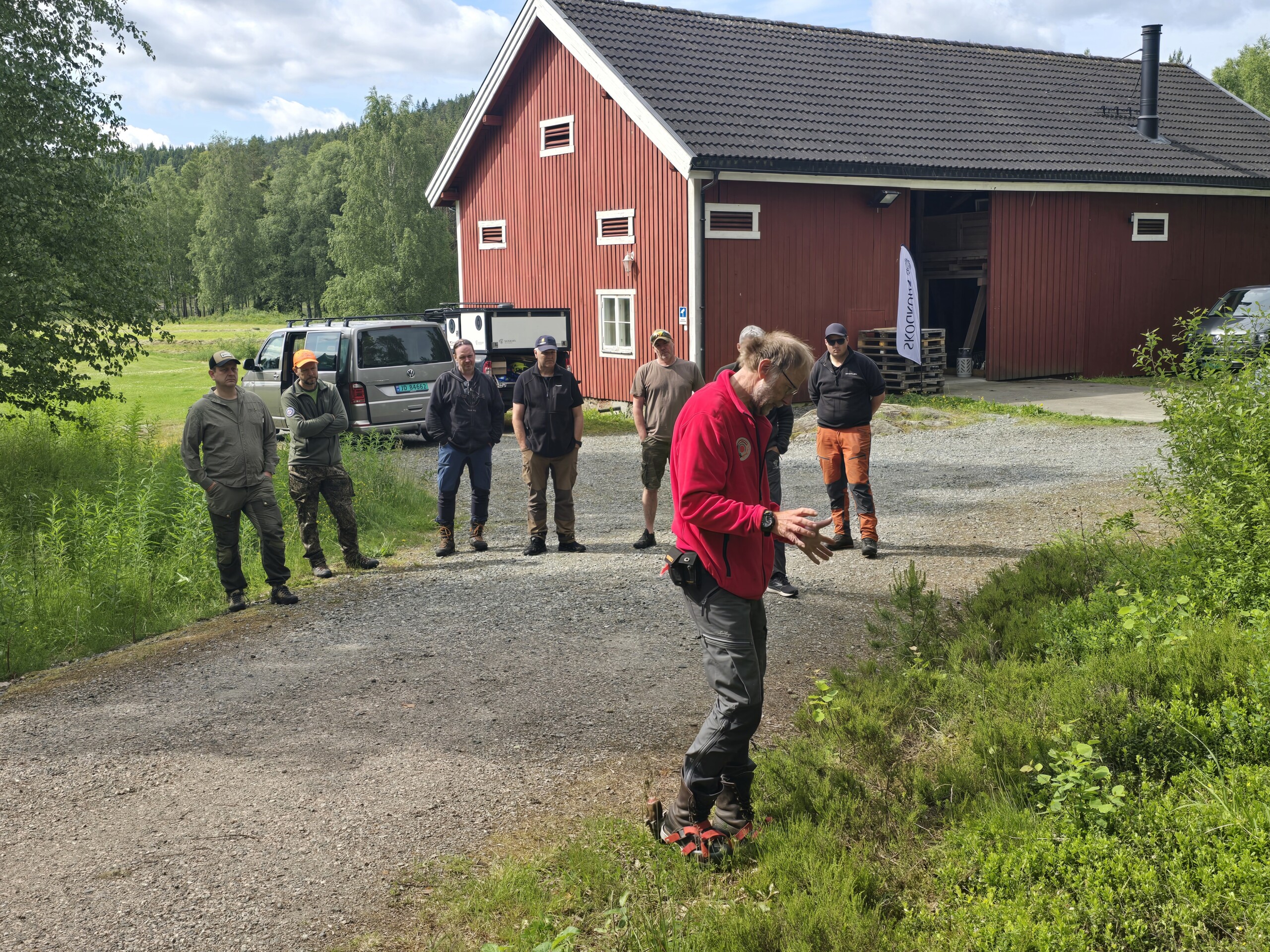 Første kurs i “prak­tisk ettersøk” gjennomført